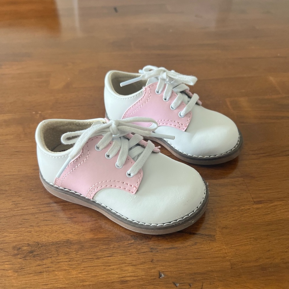 Footmates cheer shoes rose/white size 5